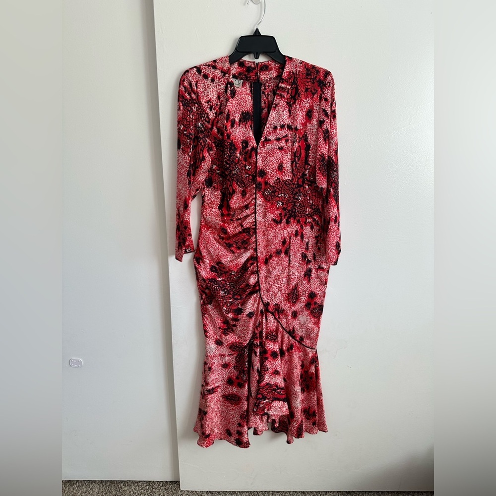 Elegant Asymmetrical Red and Black Dress - Picture 16 of 16